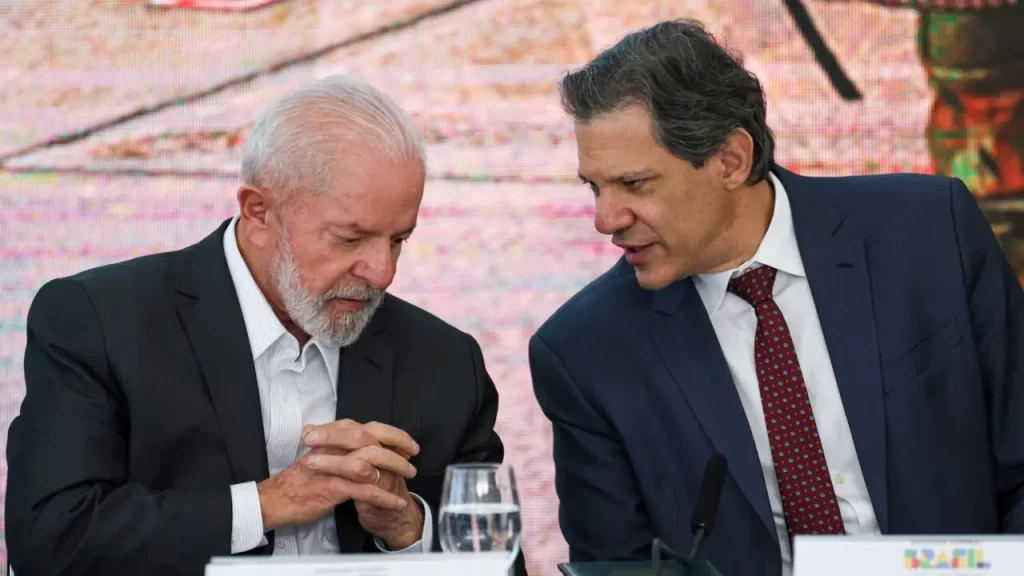 Preocupações fiscais dominam mercado